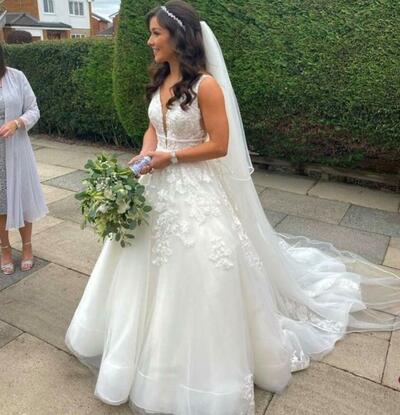 Ball Gown Lace Appliques Wedding Dress Bridal Gown