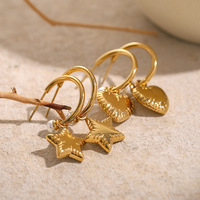 18k gold stainless steel pearl C-shaped love-shaped earrings - Thumbnail 1