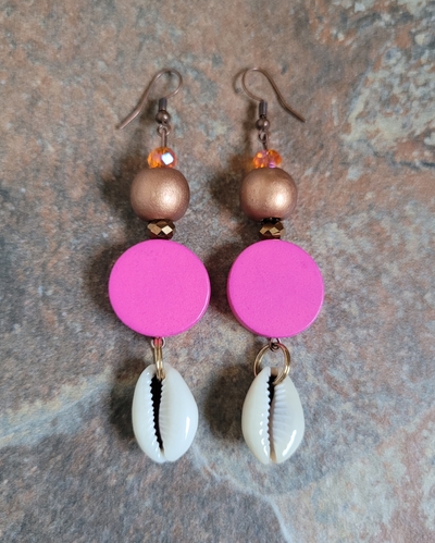 PINK SUNDRESS 🩷👗 HANDMADE EARRINGS By Nubian Collection Artwear 👑 🔸️🔸️ONLY ONE AVAILABLE⏳️✨️