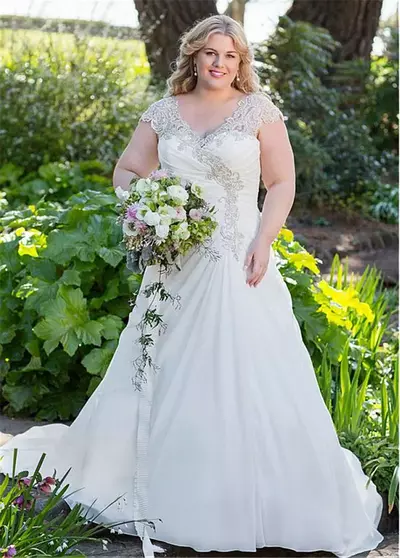 Chiffon V-neck Neckline A-line Plus Size Wedding Dresses With Beaded Embroidery Ruched Bridal Dress Illusion Back Bridal Dresses