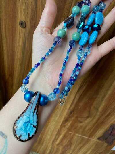 Blue Glass Flower Beaded Necklace