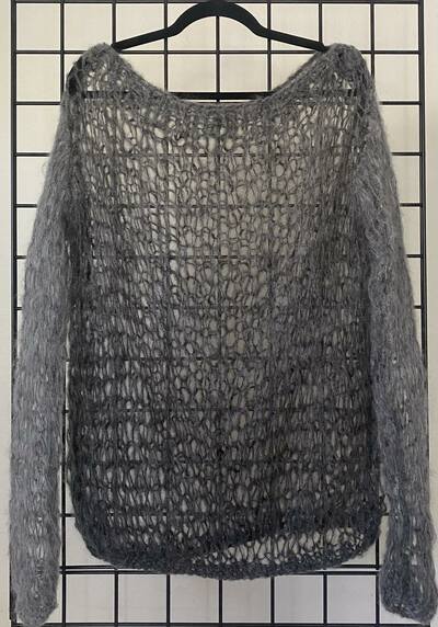 MOHAIR SWEATER (MEDIUM)