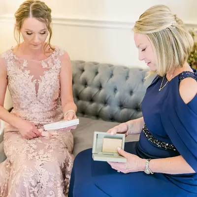 Nuke Pink Mother of the Bride /Groom Gowns Sleeveless Lacefull Mother's Dress for Marriage Bride Lace Pearls Sequined Gowns