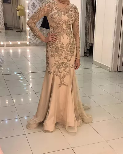 Mother of the Bride/ Groom Dresses Champagne Jewel Neck Illusion Crystal Beads Lace Appliques Long Sleeves Tulle Wedding Guest Gowns