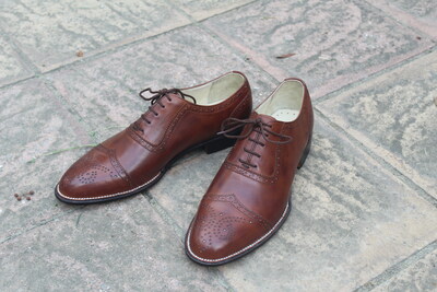 Crafted Leather Classic Brown Leather Wingtip Oxford Dress Shoes