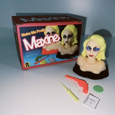 Make Me Pretty MaXXXine Playset