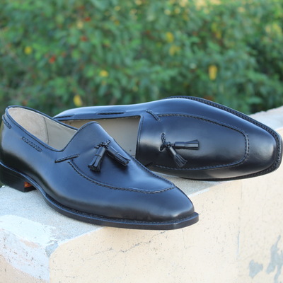 Crafted leather handmade black tassel loafers shoes for men - Thumbnail 5