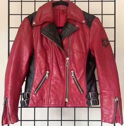 HARRO LEATHER MOTORCYCLE JACKET (SIZE 28 US)