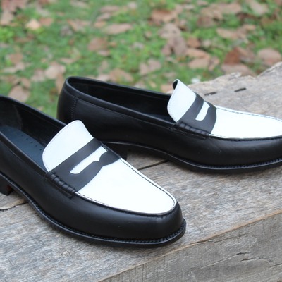 Crafted leather handmade black white leather penny loafer moccasin formal shoes - Thumbnail 5