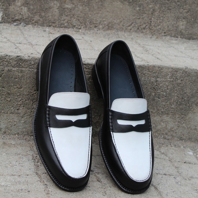 Crafted leather classic black white moccasin loafer slip ons formal leather stylish shoes - Thumbnail 5