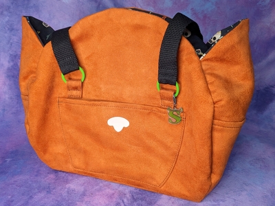 Purrsey Cat - Fencing Boot Friend