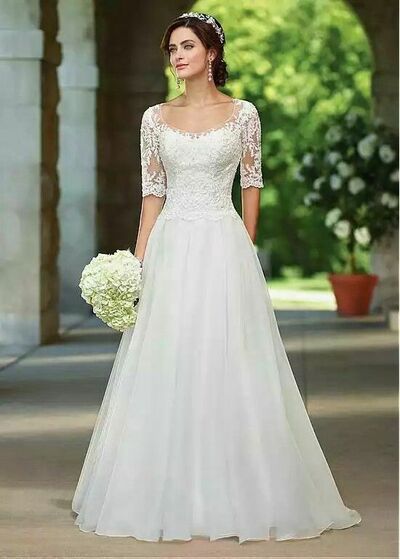 Simple Scop Neck Lace Short Sleeve Beach Boho Wedding Dress Bridal Gown