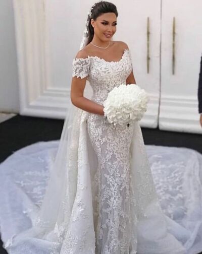 Luxury Ball Gown Lace Appliques Boho Beach Wedding Dress Bridal Gown