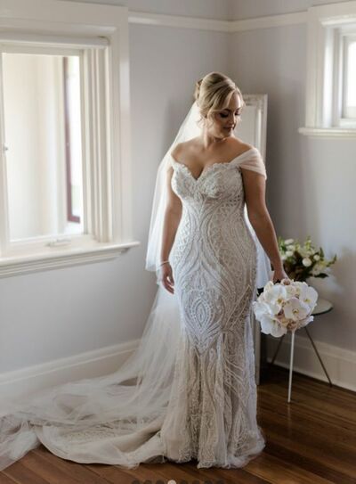 Plus Size Lace Sheath Wedding Dress Bridal Gown