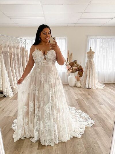 Plus Size Lace Beach Boho Wedding Dress Bridal Gown