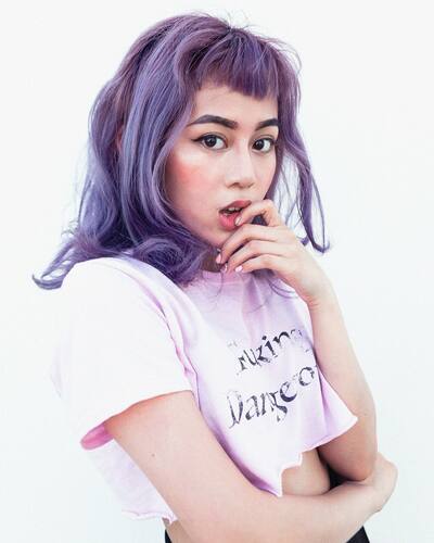 DOLLS KILL Playing Dangerous Cropped Tee