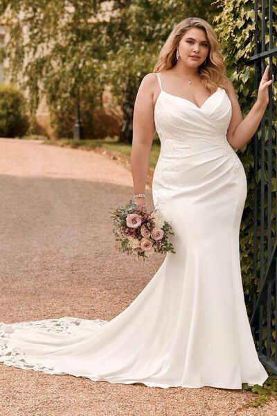 Elegant Plus Size Mermaid Wedding Dress Bridal Gown