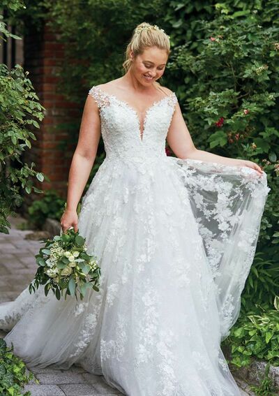 Elegant Ball Gown Lace Appliques Sleeveless Wedding Dress Bridal Gown