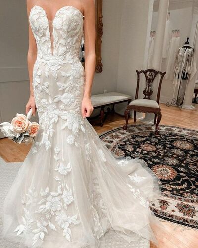 Copy of Elegant Mermaid Lace Appliques Off the Shoulder Wedding Dress Bridal Gown