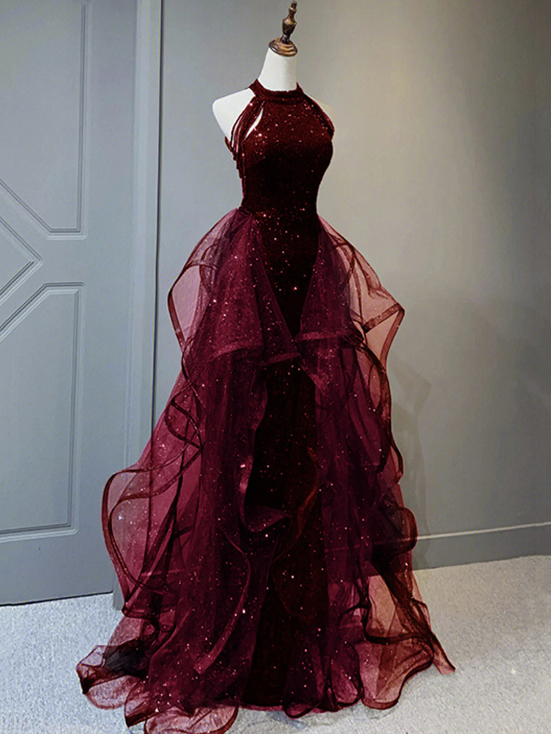 Burgundy Tulle Sequins Long A-Line Halter Prom Party Dress