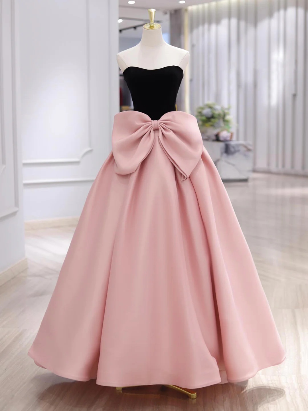 Black Velvet and Pink Satin Floor Length Prom Party Dress wit Bow