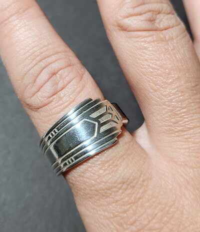 Upcycled spoon ring – oneida friendship pattern, vintage art deco silverware jewelry, eco-friendly gift