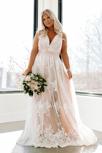 Elegant Plus Size Lace Appliques Wedding Dress Bridal Gowns