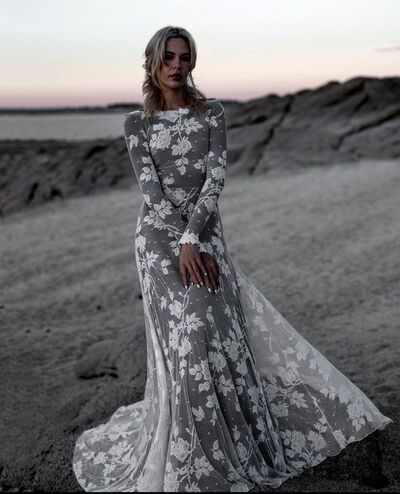 Elegant Dark Grey Lace Long Sleeve Beach Boho Wedding Dress Bridal Gowns