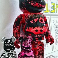Custom Bearbrick 400%: UNTITLED 2 by XAVI CARBONELL  - Thumbnail 8