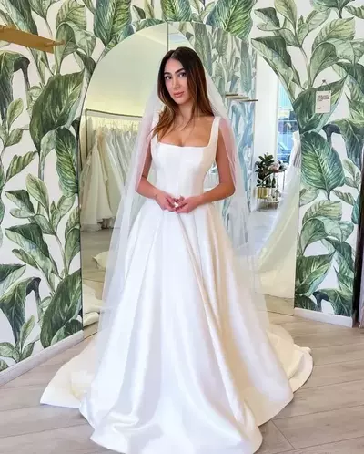 Simple A-line Wedding Dess Square neckline backless wedding dress Beach Garden Bridal Party Dress