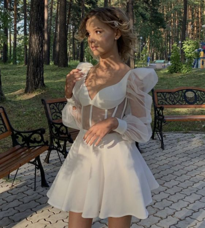 Sexy Long Sleeves Short Homecoming Dresses