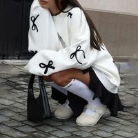 Bow White Jumper Knit Sweater - Thumbnail 4