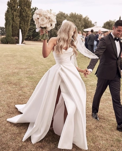 White Volumes Satin Wedding Dresses with High Slit