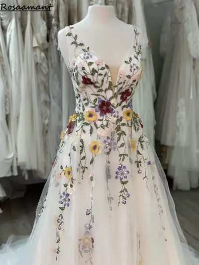 Beautiful Colorful Flower Wedding Dress Boho Fairy tale A Line 3D Florals Rustic Country Bridal Gowns Tulle Whimsical Bride