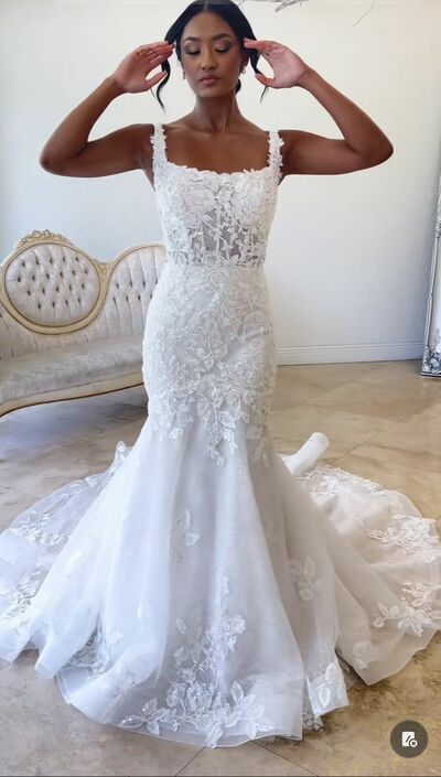 Elegant Sheath Lace Appliques Wedding Dress Bridal Gowns