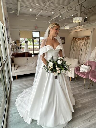 Elegant Off the Shoulder Beach Boho Wedding Dress Bridal Gowns