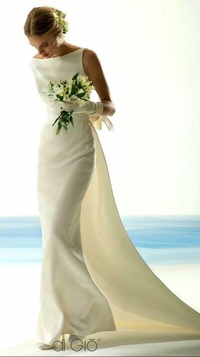 Elegant Mermaid Simple Crew Neck Beach Boho Wedding Dress Bridal Gowns