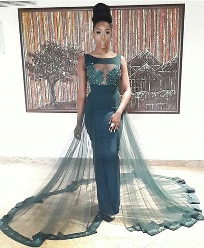 Dark Green Sheath Lace Appliques African Girls Prom Dress Floral Evening Dresses