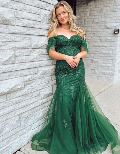 Charming Dark Green Mermaid Sweetheart Lace Prom Dresses with Feather,PD231179