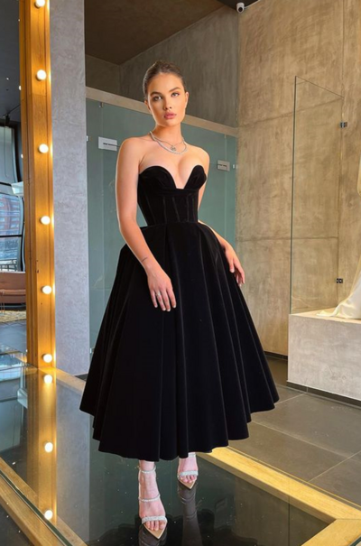 Sexy Black Tea-Length Velvet Prom Dresses