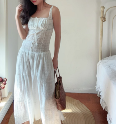 Retro romantic embroidery girl sexy square neck slim suspender dress