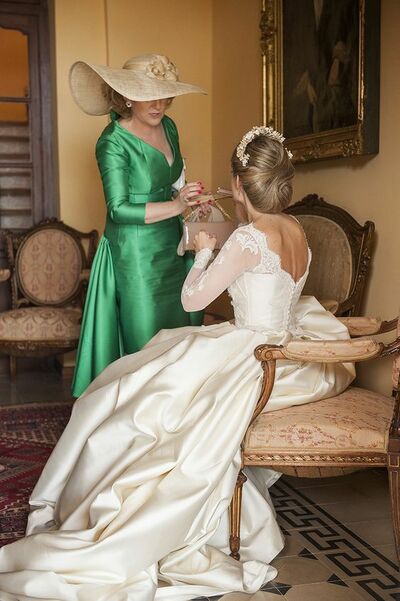 Elegant Green Sheath with Detachable Train Mother of the Bride/Groom Dress Evening Formal Prom Dress