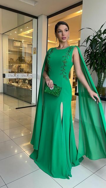 Elegant Green Sheath Beading Crystals Mother of the Bride/Groom Dress Evening Formal Prom Dress