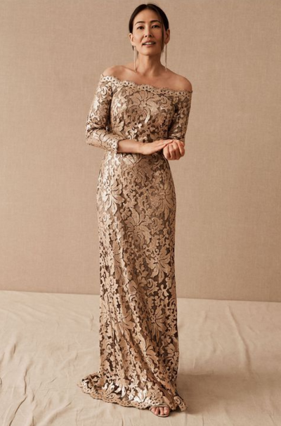 Elegant Lace Champagne Mother of Bride DressWith Long Sleeves