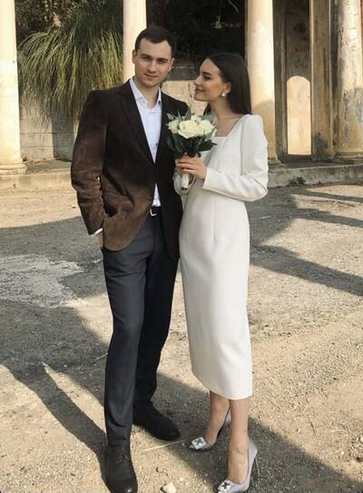 Elegant Sheath Long Sleeve Tea-length Beach Boho Wedding Dress Bridal Gown Wedding Gown