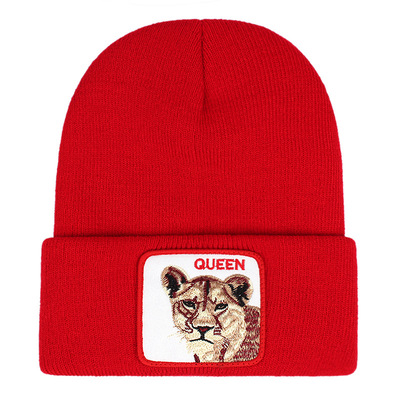 QUEEN Embroidery Beanie Hat Unisex Knit Cuffed Cap Women Men Gift Red