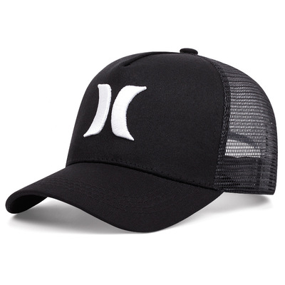 Crescent Embroidered Baseball Cap Outdoor Sports Mesh Peaked Cap Black