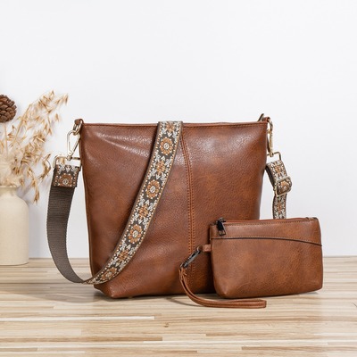Women Shoulder Bag Vintage Crossbody Purse Handbag with Leopard Guitar Strap Hobo Bag Two Piece Brown