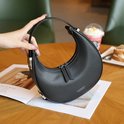 Genuine Leather Crescent Bag Moon Bag Shoulder Women's Bag Black