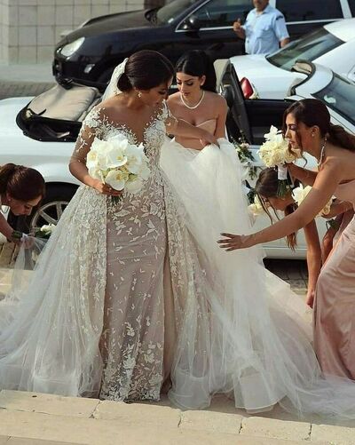 Luxury Ball Gown Lace Appliques Beach Boho Wedding Dress Bridal Gown Wedding Gown